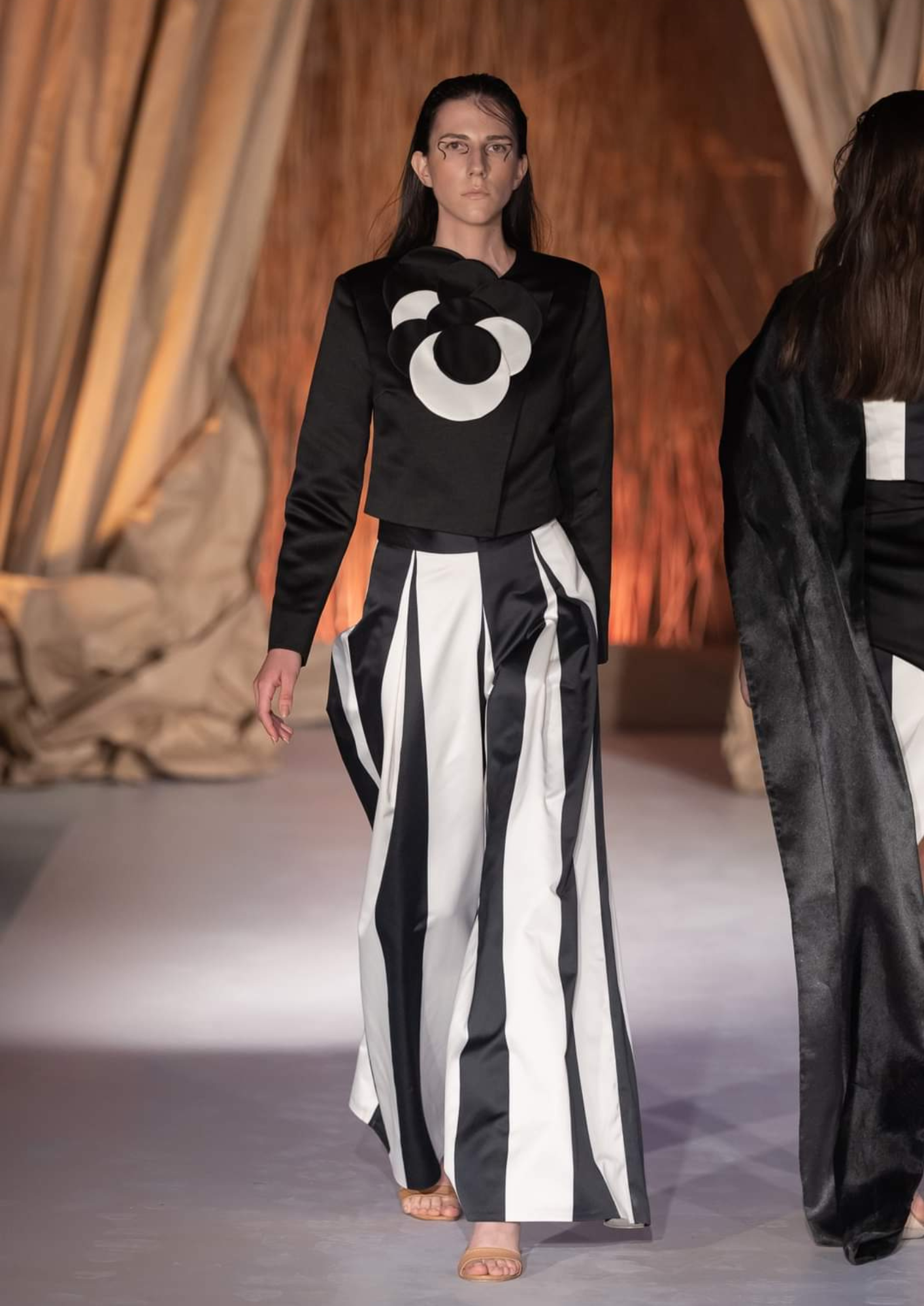 Costum eCHO